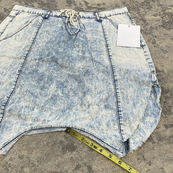 NWT One Teaspoon Luxe Harem Shorts Denim Classic Chambray Relaxed Sz 26 - Picture 14 of 16